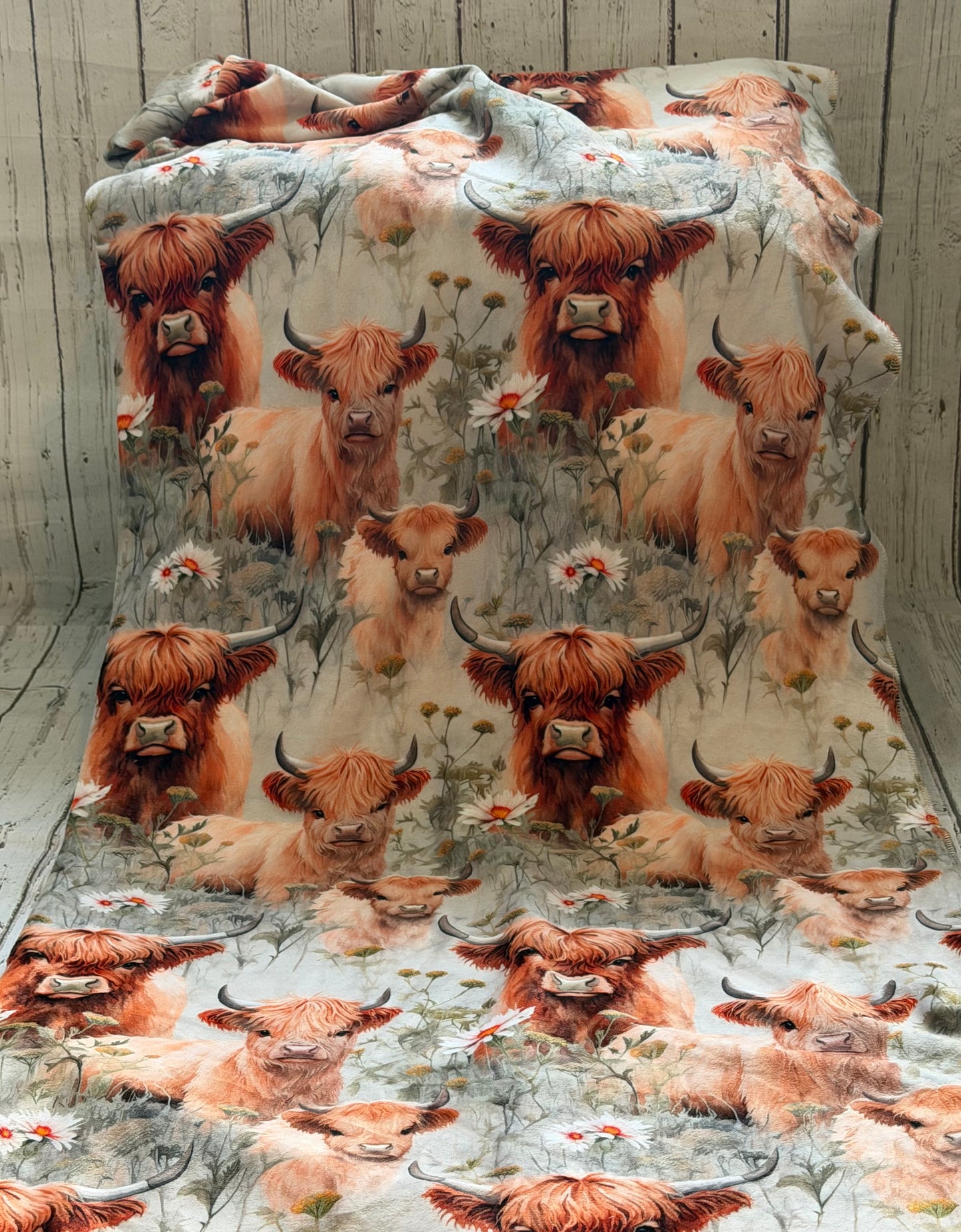 Couverture adulte en squish Highland fleuri