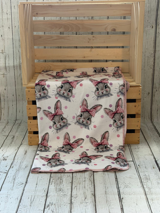 Couverture en squish Lapin boucle rose